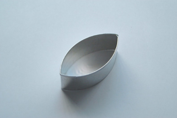 Oval 4 cm