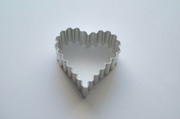 Herz gezackt 4 cm